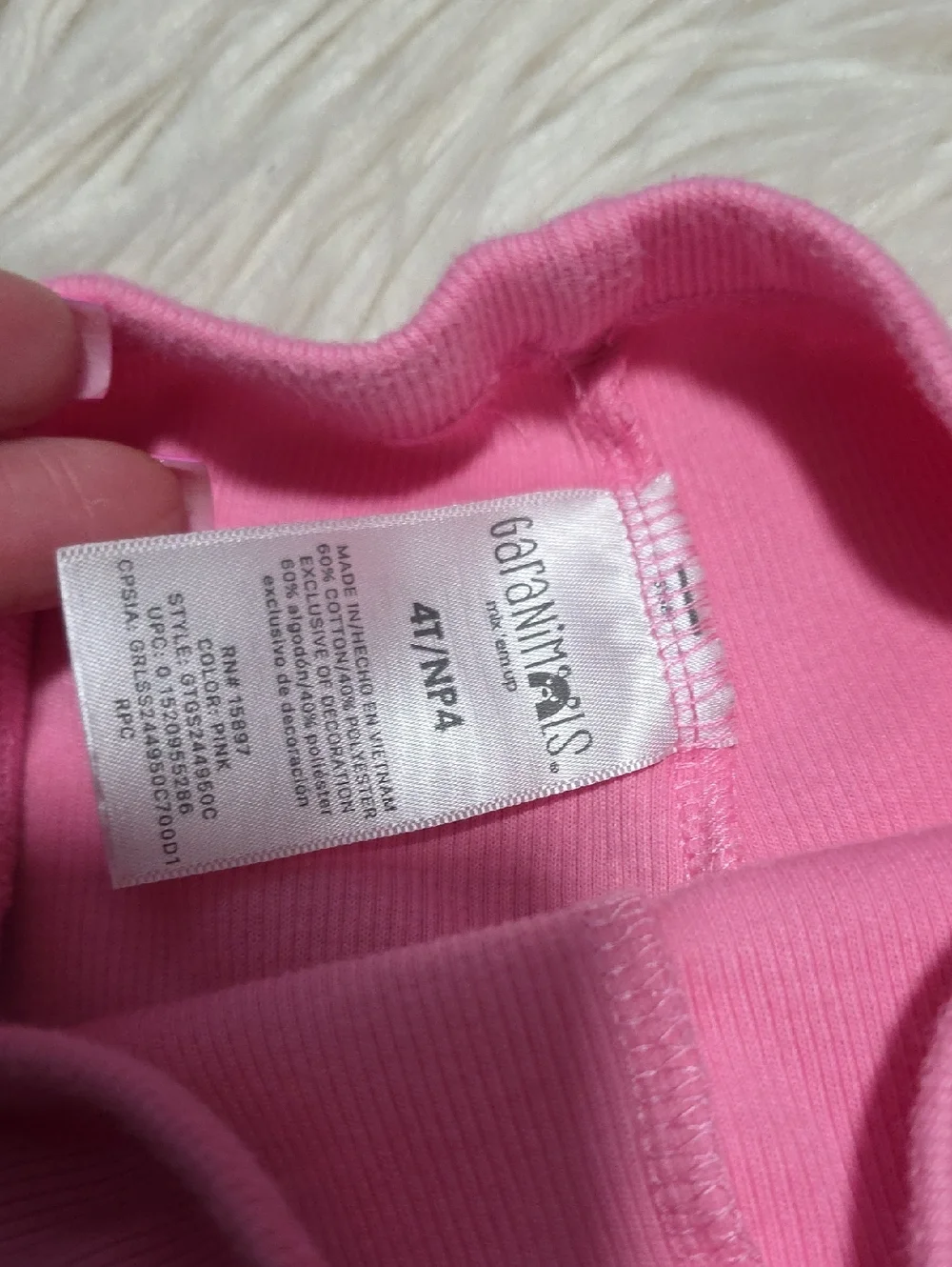 (2)Garanimals Ribbed Ruffled Shorts- 4T - Picture 3 of 9